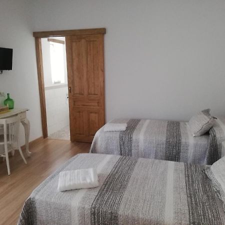Hostal El Lugar De La Mancha Argamasilla de Alba Buitenkant foto